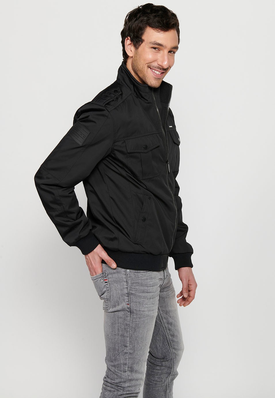 Black Long Sleeve Jacket with Round Neck and Front Zipper Closure with Flap Pockets for Men 5