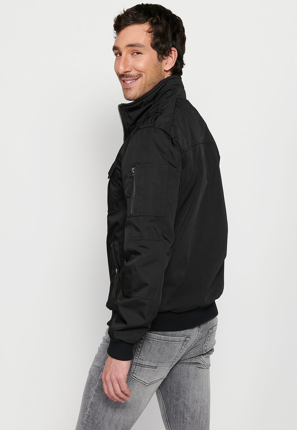 Black Long Sleeve Jacket with Round Neck and Front Zipper Closure with Flap Pockets for Men 7