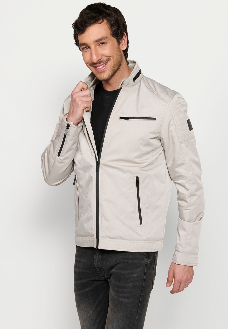 Beige Long-sleeved Jacket with Round Neck and Front Zipper Closure for Men 4