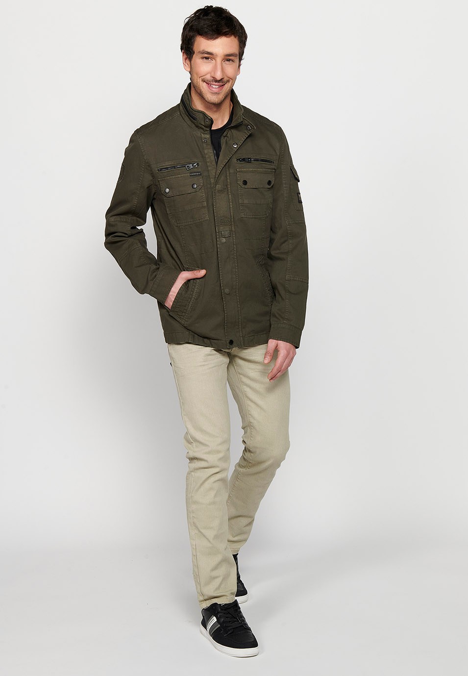 Long Jacket with Zipper Front Closure and Lapel with Stand Collar and Flap Pockets in Olive Color for Men 2