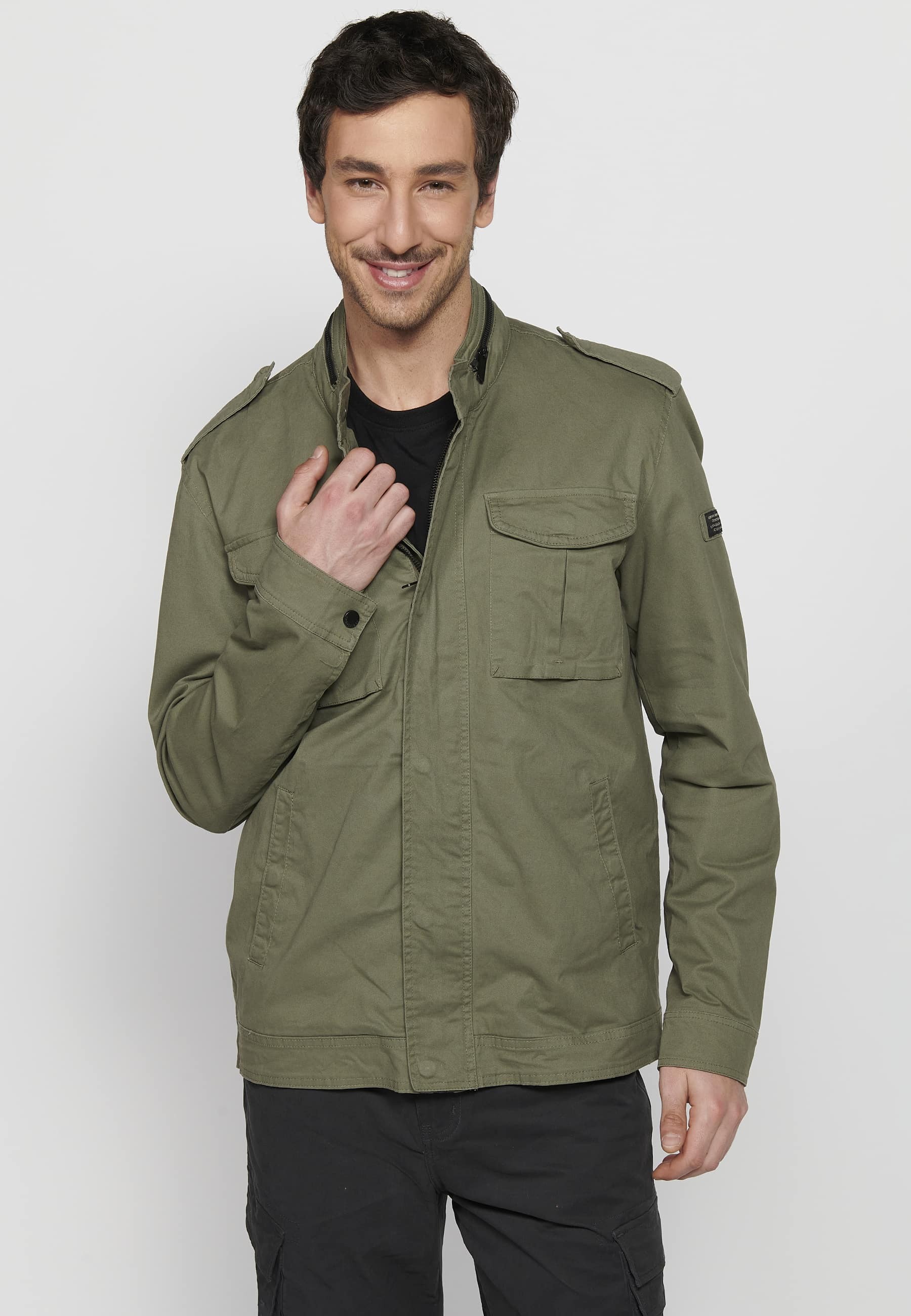 Long Sleeve Jacket with High Neck and Front Zipper Closure with Green Pockets for Men 8