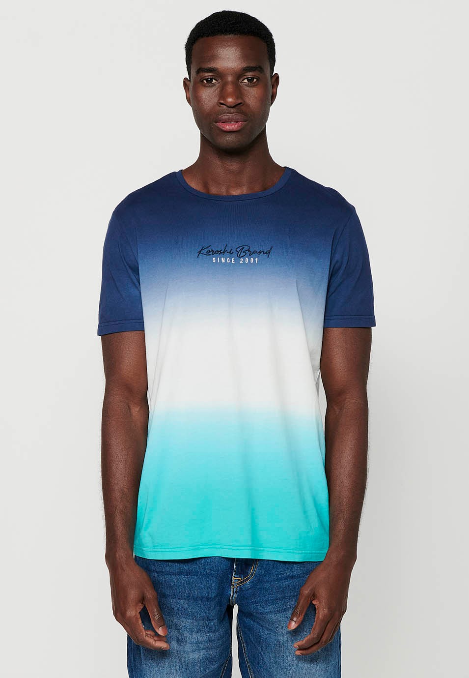 T-shirt à manches courtes en coton, col rond et broderie sur le devant avec effet dégradé de bleu pour homme 7