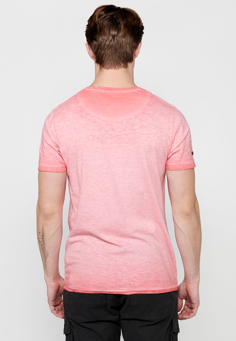 Kurzärmliges Baumwoll-T-Shirt mit Rundhalsausschnitt und rosa Frontdruck für Herren 7