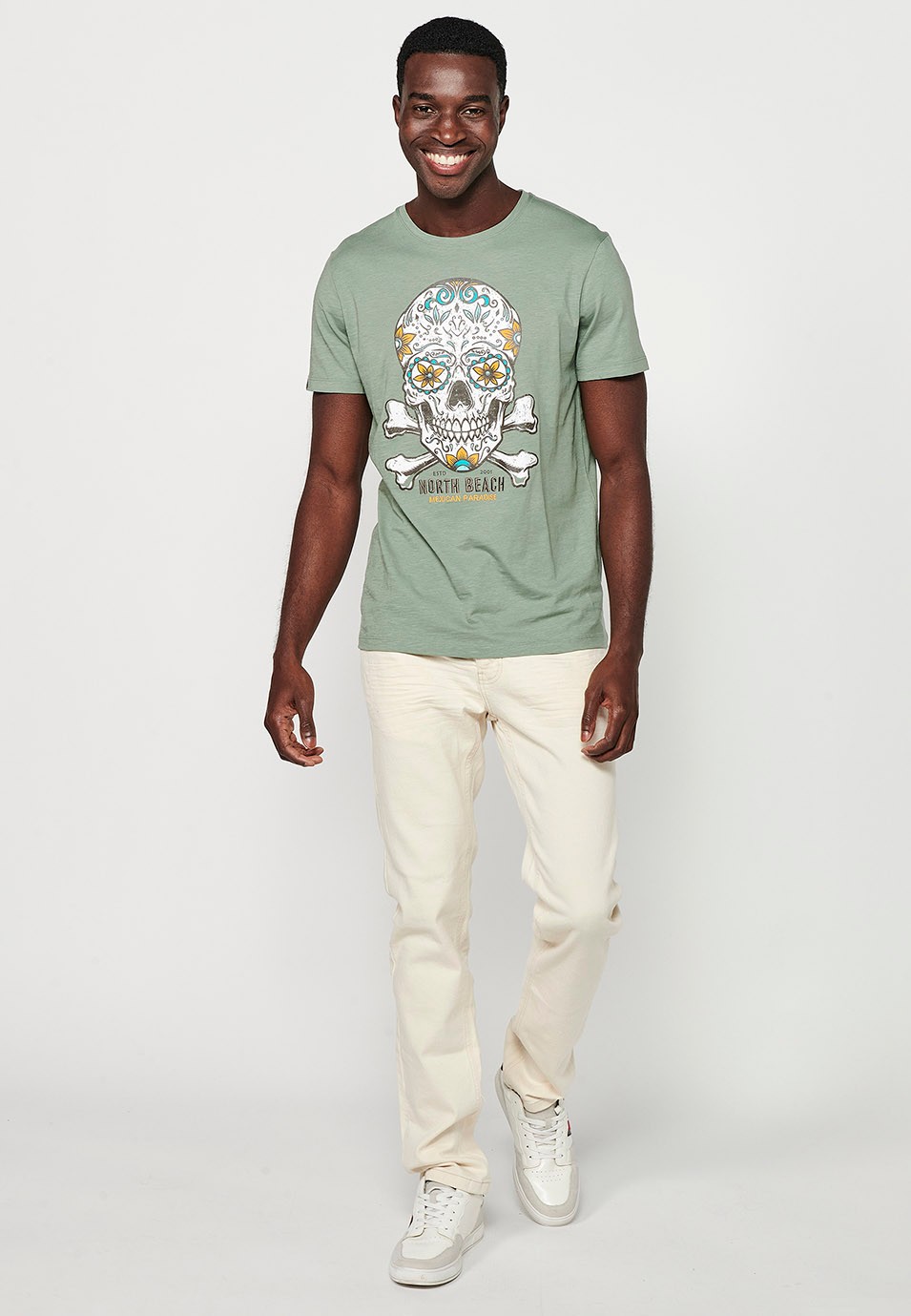 Herren-Kurzarm-T-Shirt aus Baumwolle mit Rundhalsausschnitt in Khaki-Farbe und Print vorne 6