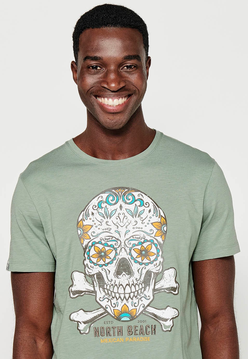 Herren-Kurzarm-T-Shirt aus Baumwolle mit Rundhalsausschnitt in Khaki-Farbe und Print vorne 7