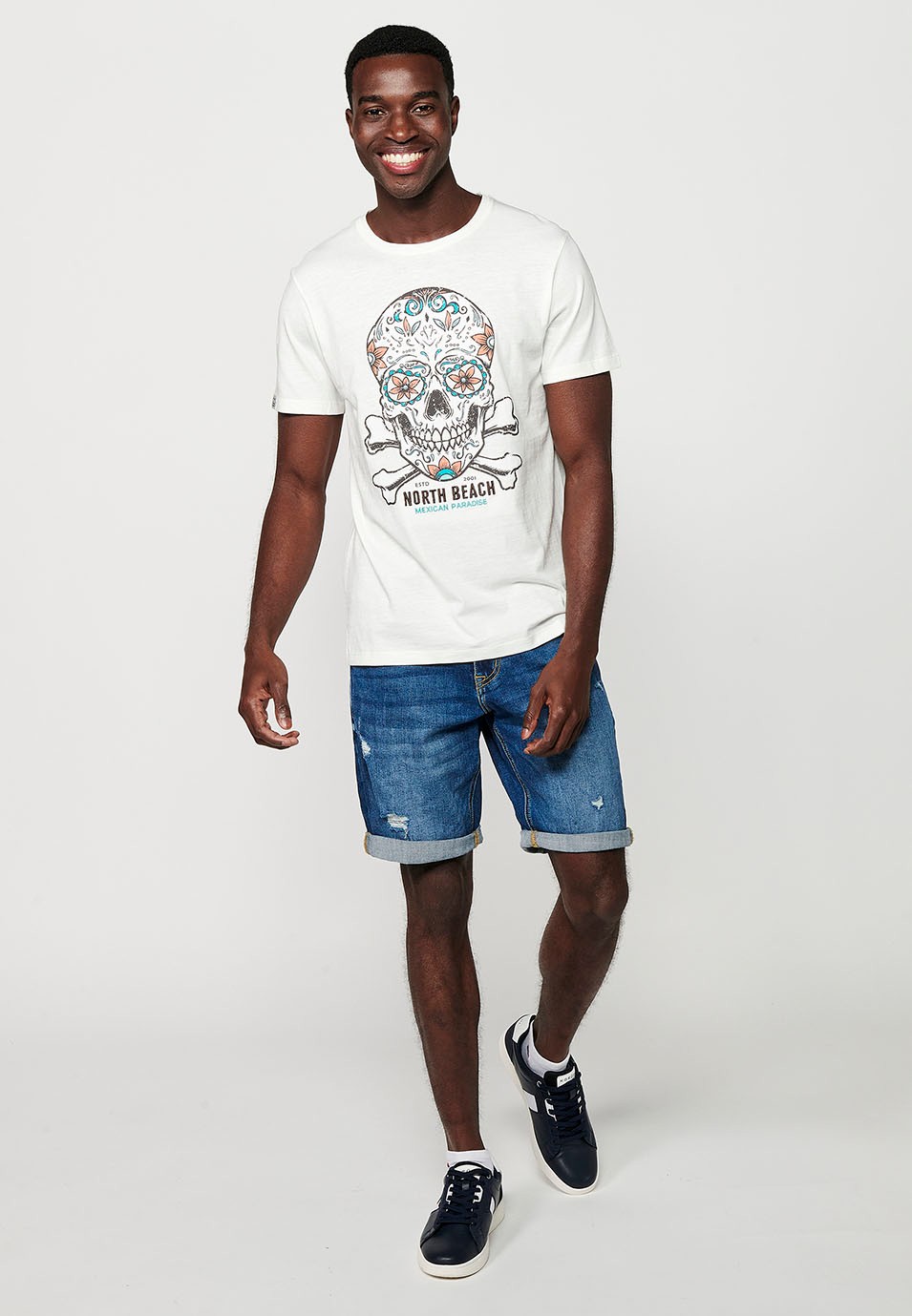 Herren-Kurzarm-T-Shirt aus ecrufarbener Baumwolle mit Rundhalsausschnitt und Print auf der Vorderseite 6