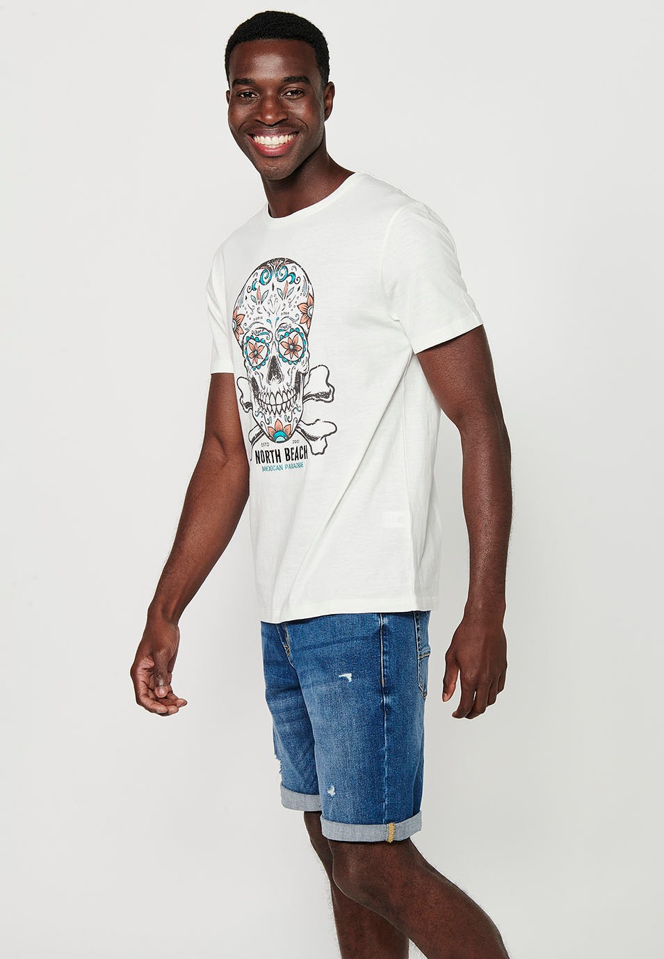 Herren-Kurzarm-T-Shirt aus ecrufarbener Baumwolle mit Rundhalsausschnitt und Print auf der Vorderseite 5