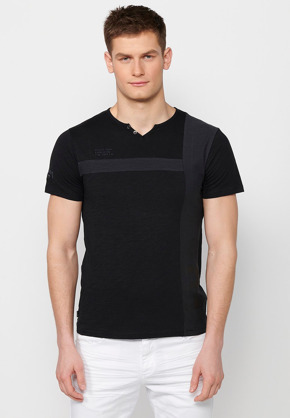  Men's black short-sleeved cotton t-shirt, round neck with button opening