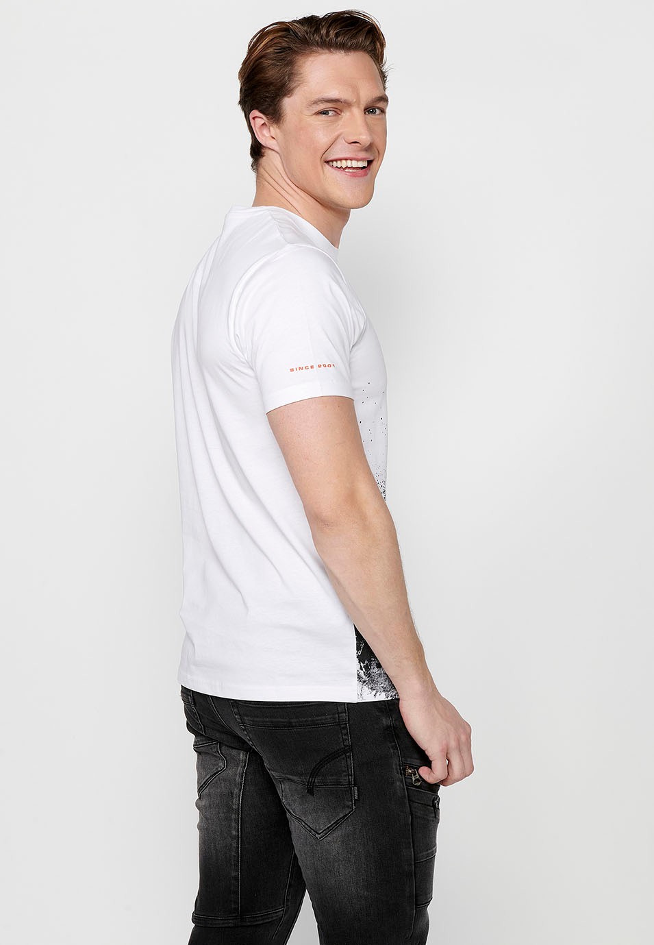 Short-sleeved cotton T-shirt, gradient front print, white color for men