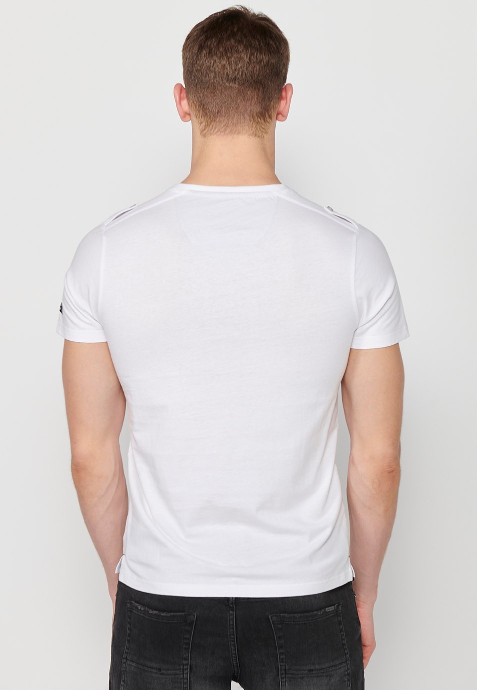 Samarreta de màniga curta de cotó, coll rodó amb obertura botonada, color blanc per a home