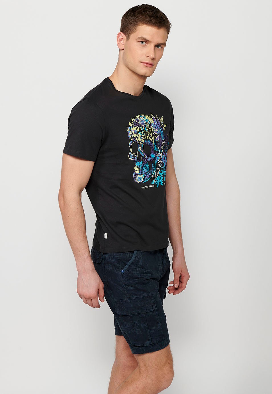 Camiseta de manga corta de algodon, estampado delantero, color azul para hombre