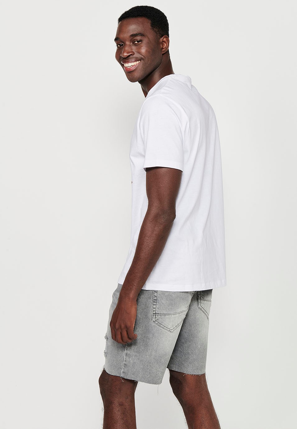 Samarreta de màniga curta, estampat davanter i coll rodó, color blanc per a home
