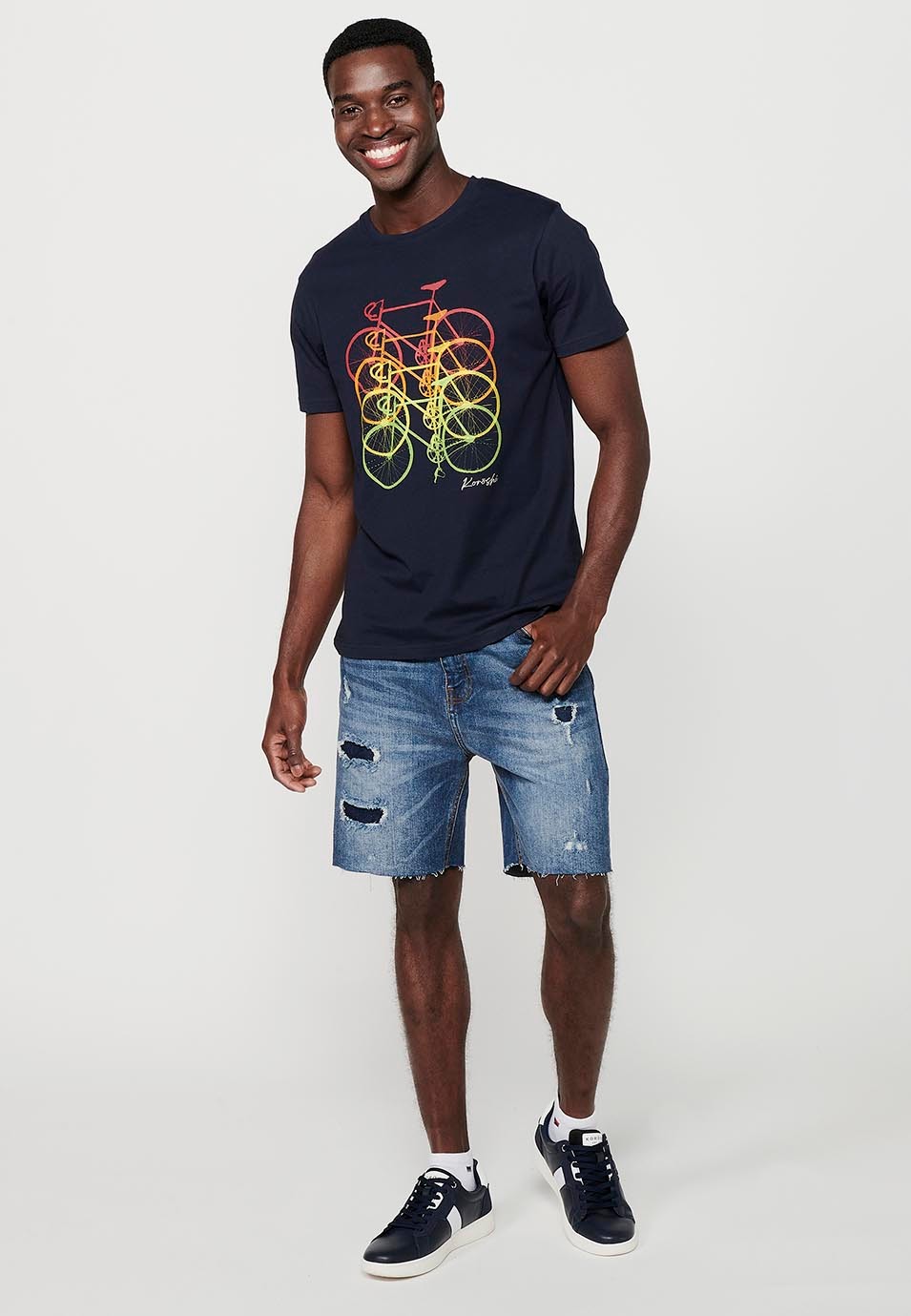 Kurzarm-T-Shirt aus Baumwolle mit Fahrrad-Frontprint, Marineblau für Herren 4
