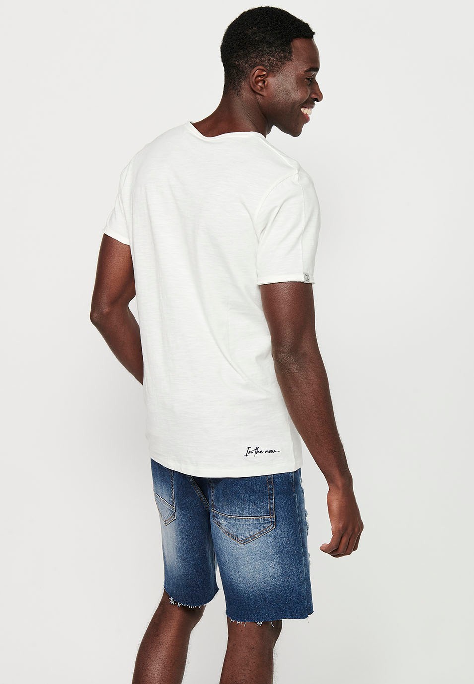 Basic-Kurzarm-T-Shirt, V-Ausschnitt mit Knopf, ecrufarben für Herren