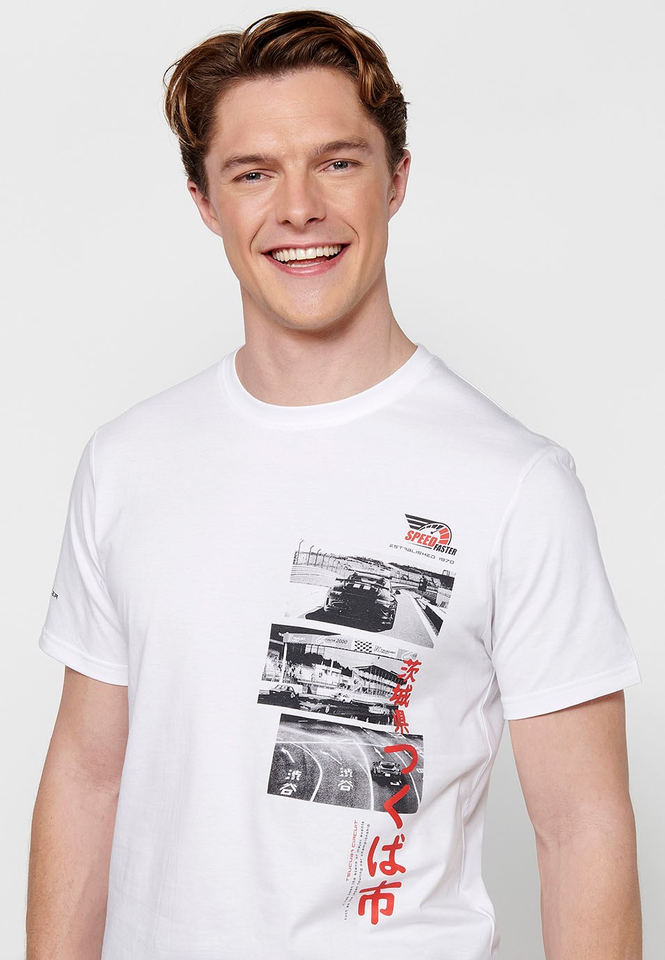Kurzärmliges Herren-T-Shirt aus weißer Baumwolle mit mehrfarbigem Aufdruck auf der Brust 7