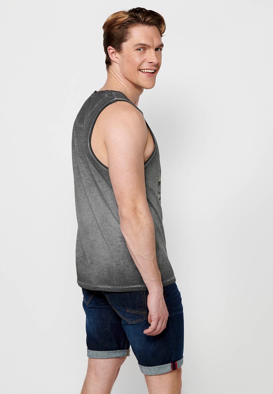 Cotton tank top, with front print, gray color for men