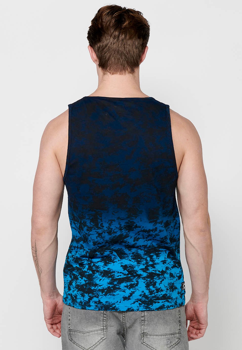 Cotton tank top with blue gradient print for men