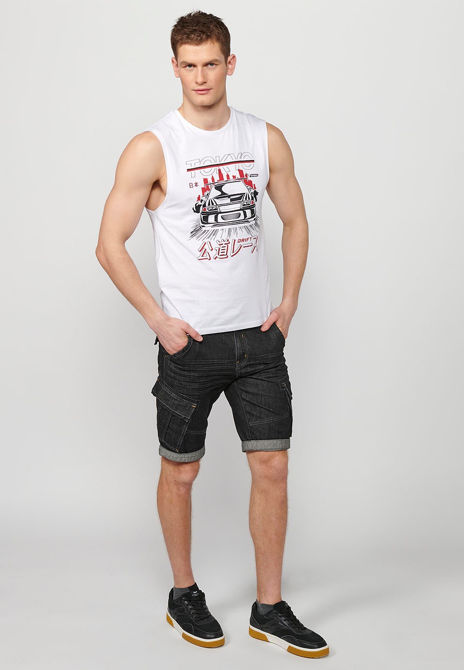 Sleeveless T-shirt, front print 