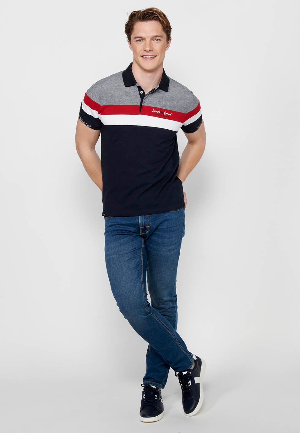 100% cotton short sleeve polo shirt, striped detail on the chest, navy color for men 2