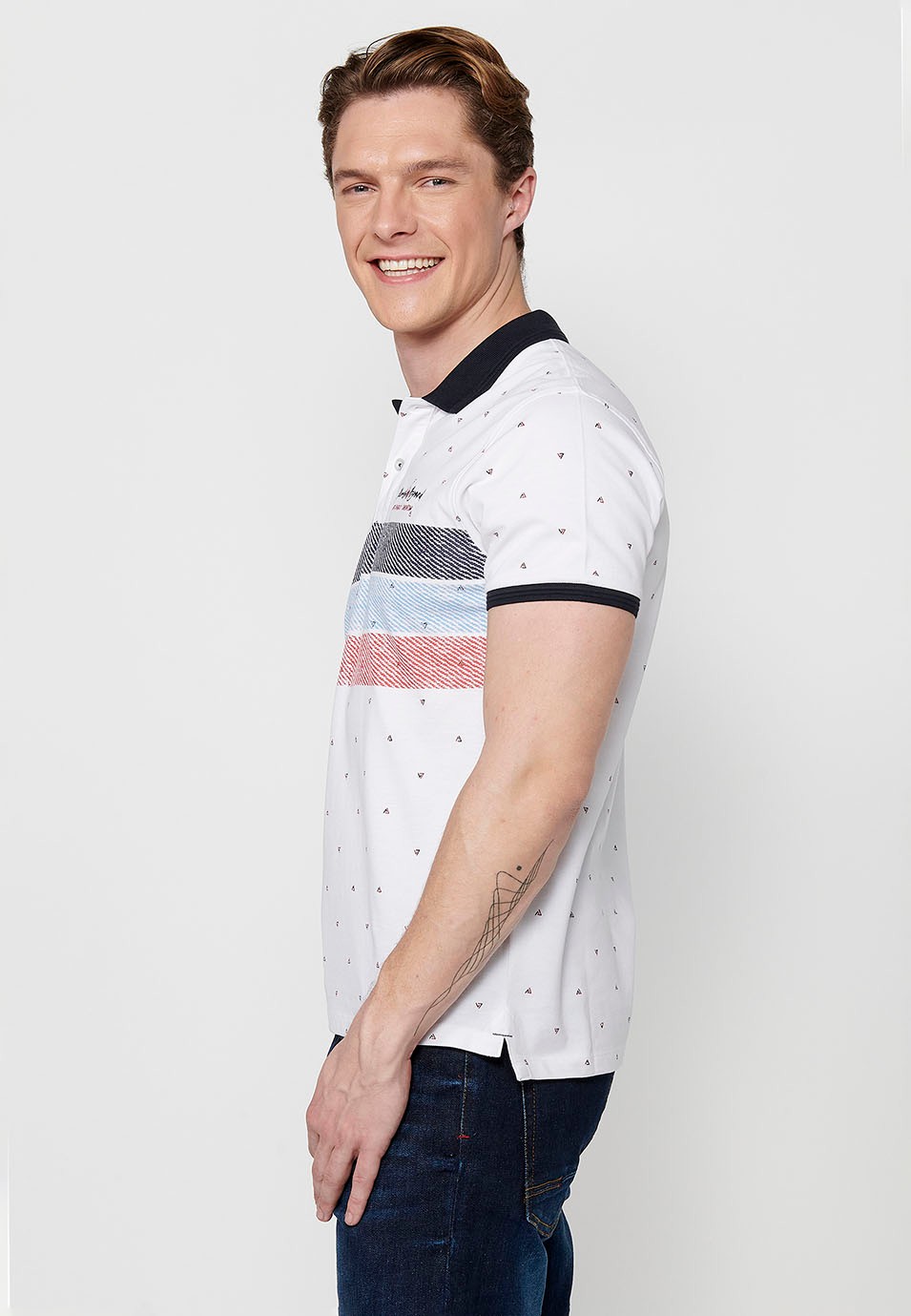 Kurzärmliges Baumwoll-Poloshirt mit Hemdkragen und Abschluss mit Seitenschlitzen in Weiß für Herren 7