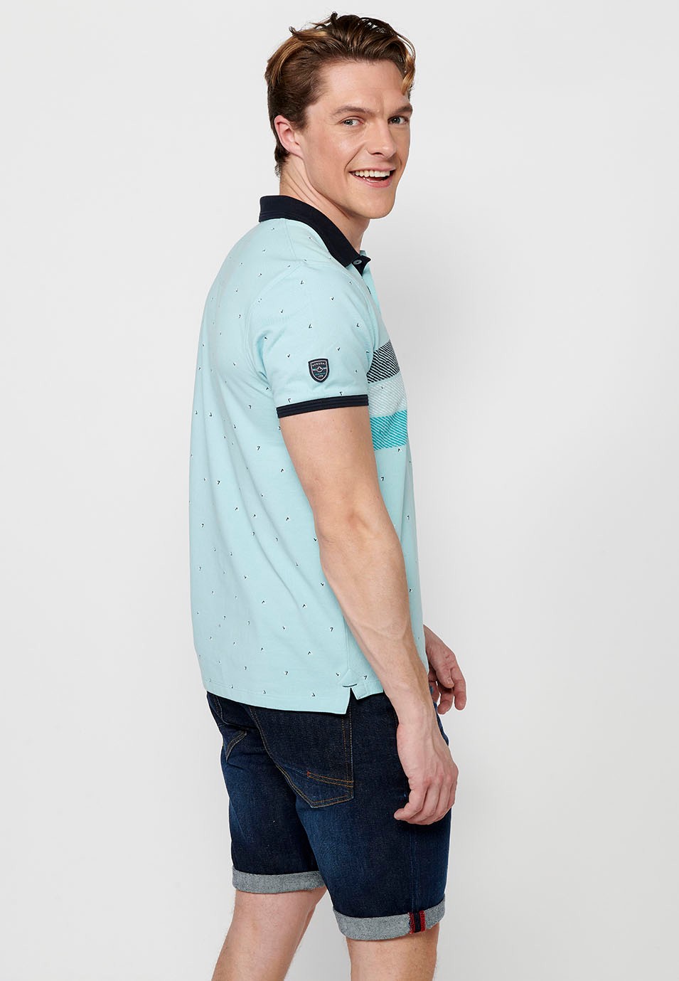 Short-sleeved Cotton Polo with Shirt Collar and Finish with Side Slits in Blue for Men 2