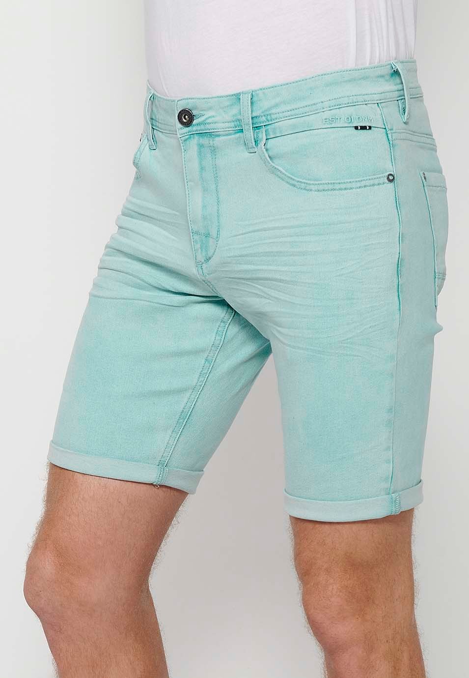 Shorts with turn-up closure with front zipper and button closure and five pockets, one blue pocket pocket for Men 2