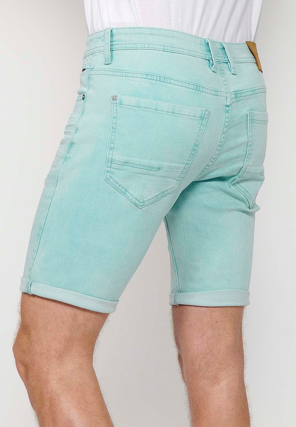 Shorts with turn-up closure with front zipper and button closure and five pockets, one blue pocket pocket for Men 8
