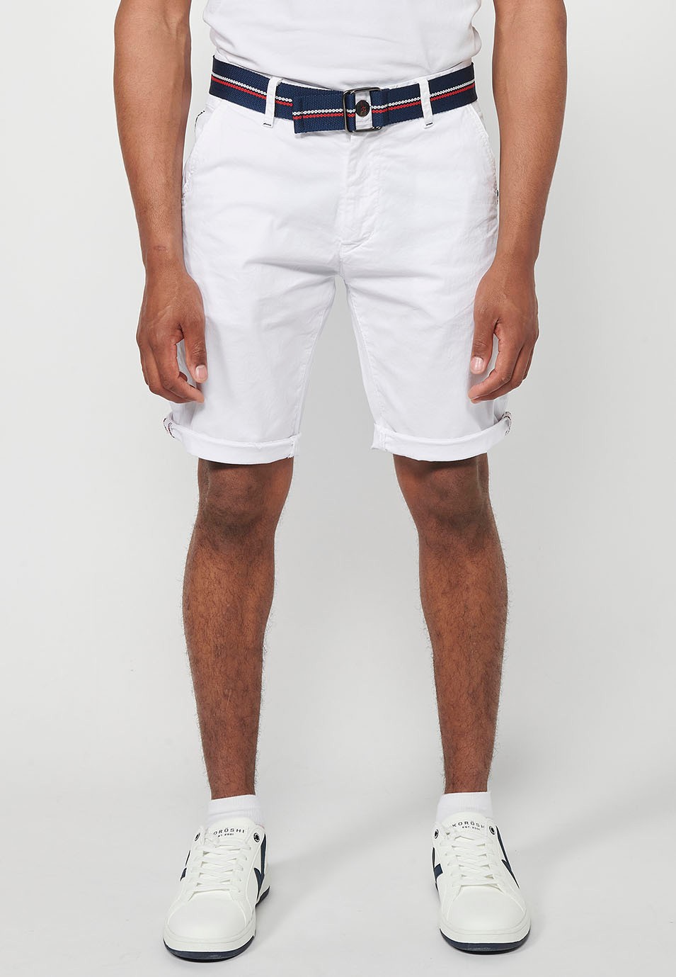 Shorts with a turn-up finish with front closure with zipper and button and belt in White for Men 2