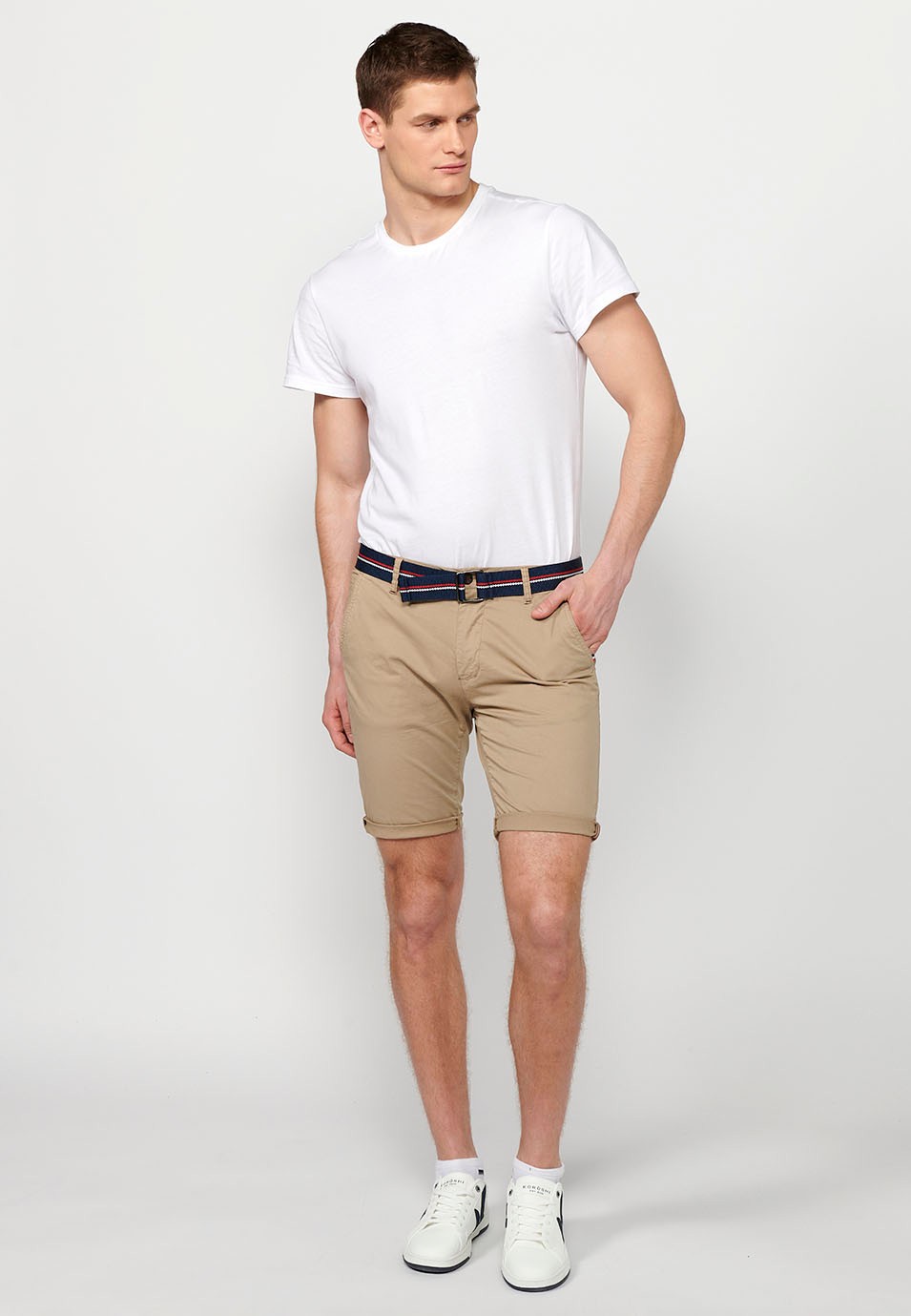 Shorts with a turn-up finish with front closure with zipper and button and belt in Beige Color for Men