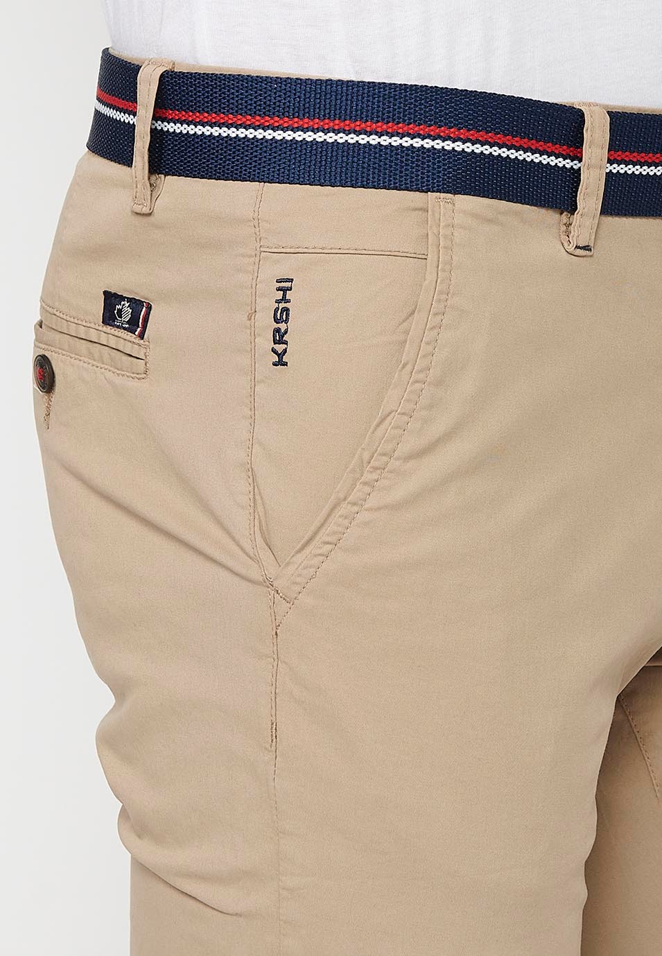 Pantalons curts acabats en volta amb Tancament davanter amb cremallera i botó i cinturó de Color Beige per a Home 8