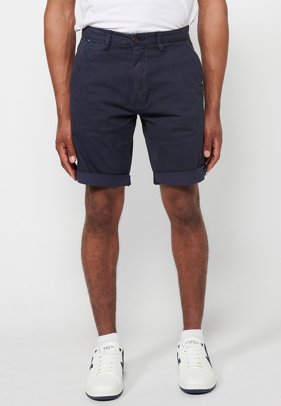 Bermuda-Chino-Shorts mit Umschlag, Reißverschluss vorne und Knopfverschluss sowie vier Taschen in Marineblau für Herren 1