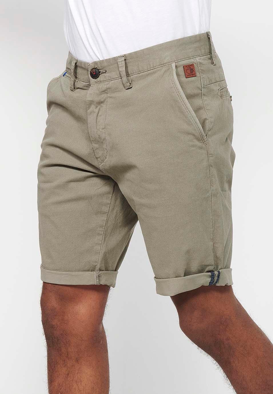 Herren-Bermuda-Chino-Shorts mit Umschlag, Reißverschluss vorne und Knopfverschluss sowie vier Taschen in Nerzfarbe 2
