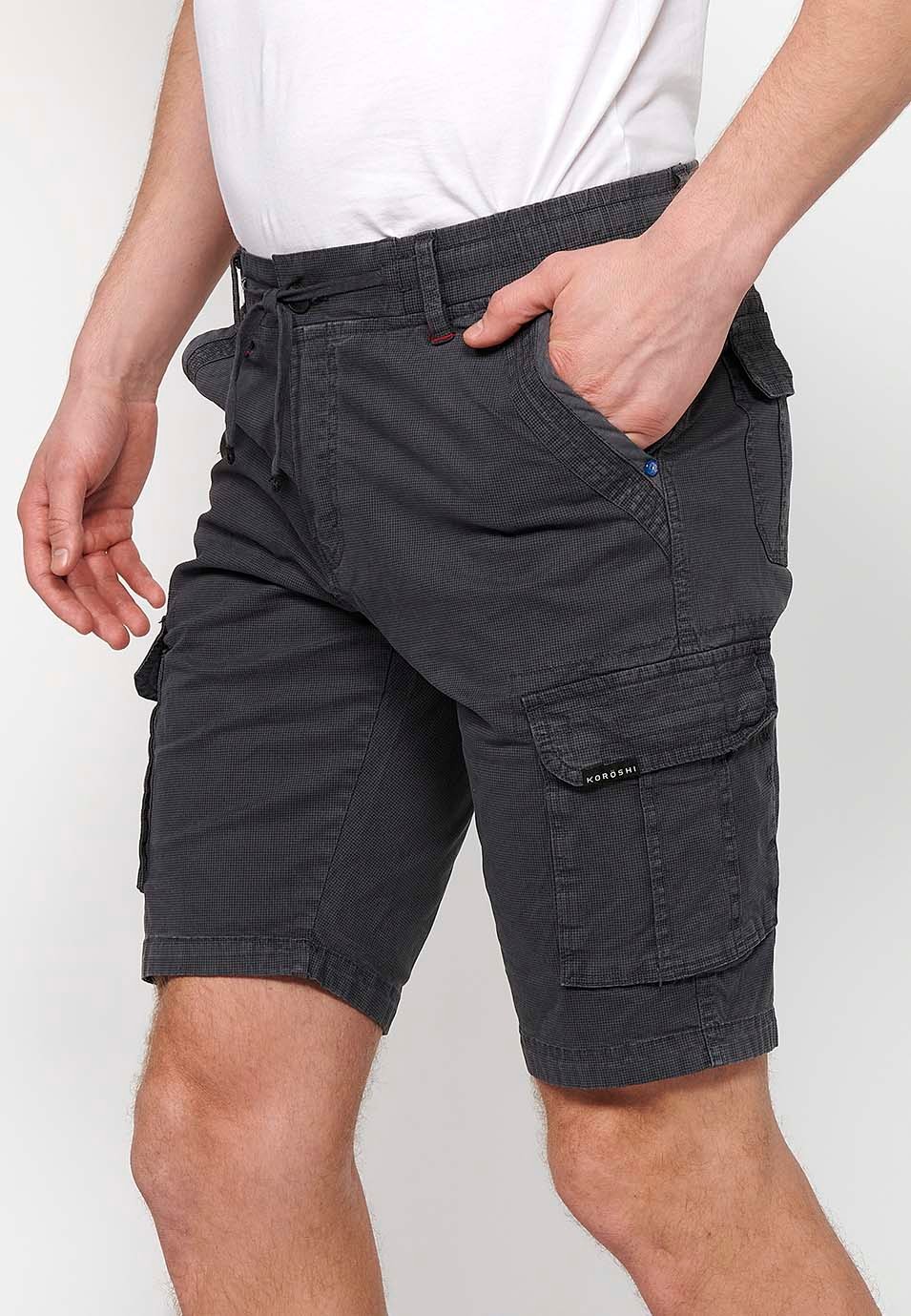 Cargo-Shorts mit Frontverschluss mit Reißverschluss und Knopf und vier Taschen, zwei Gesäßtaschen mit Patte, zwei Cargotaschen mit Patte und verstellbarer Taille mit Kordelzug in Grau für Herren 5