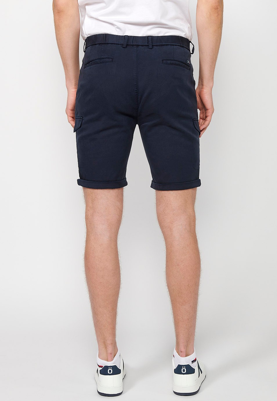 Shorts mit gummiertem Bund und Reißverschluss und Knopfverschluss mit Taschen, zwei Seiten mit Klappe in Marineblau für Herren