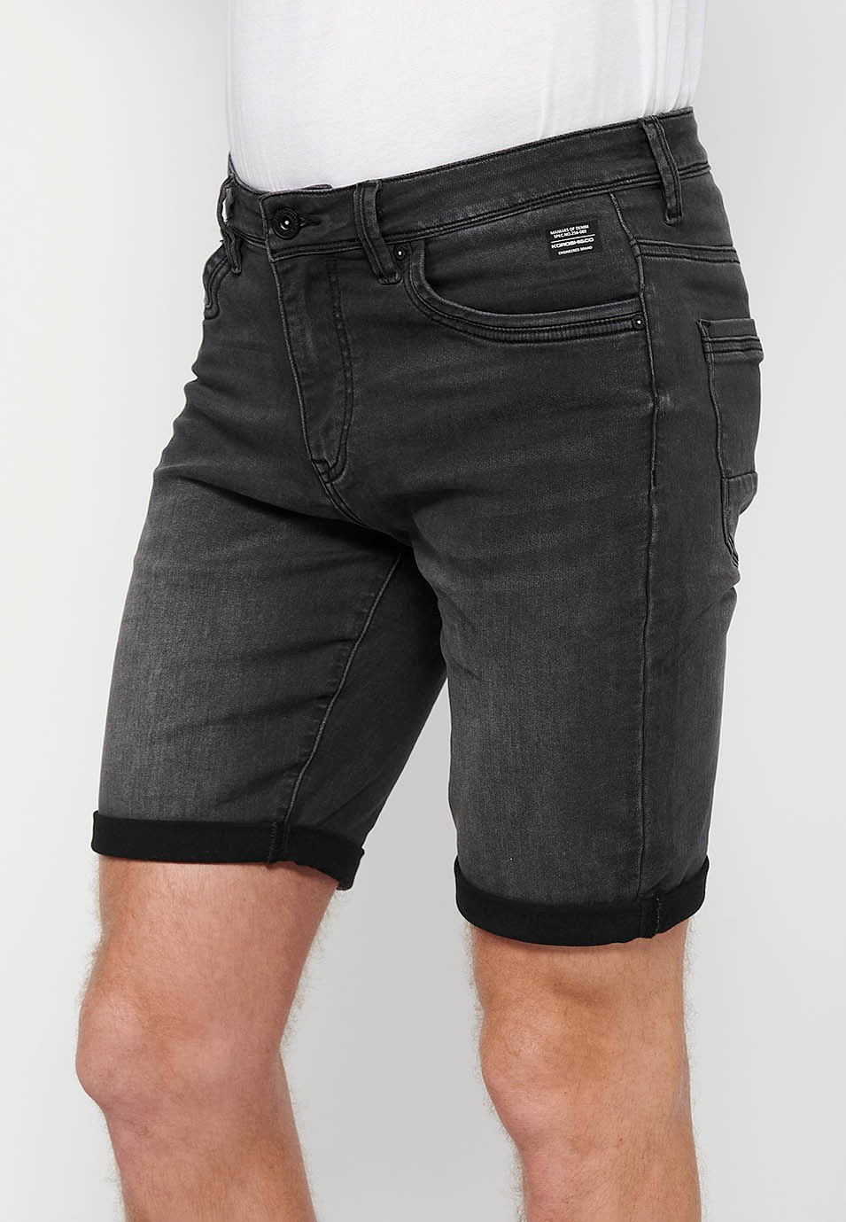 Shorts mit Umschlag und Frontverschluss mit Reißverschluss und Knopf in Schwarz für Herren 4