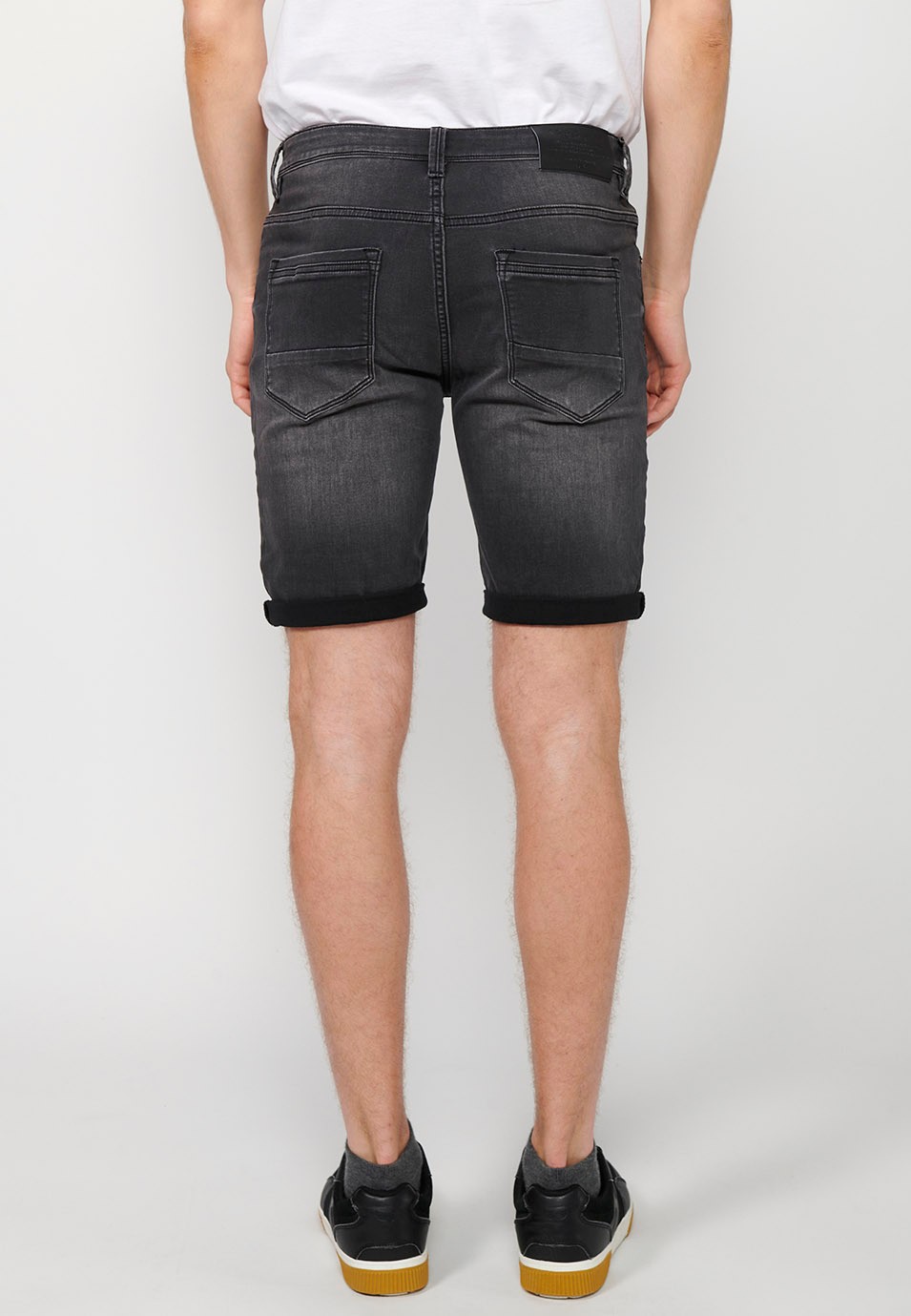 Shorts with turn-up finish with front closure with zipper and button in Black for Men 3