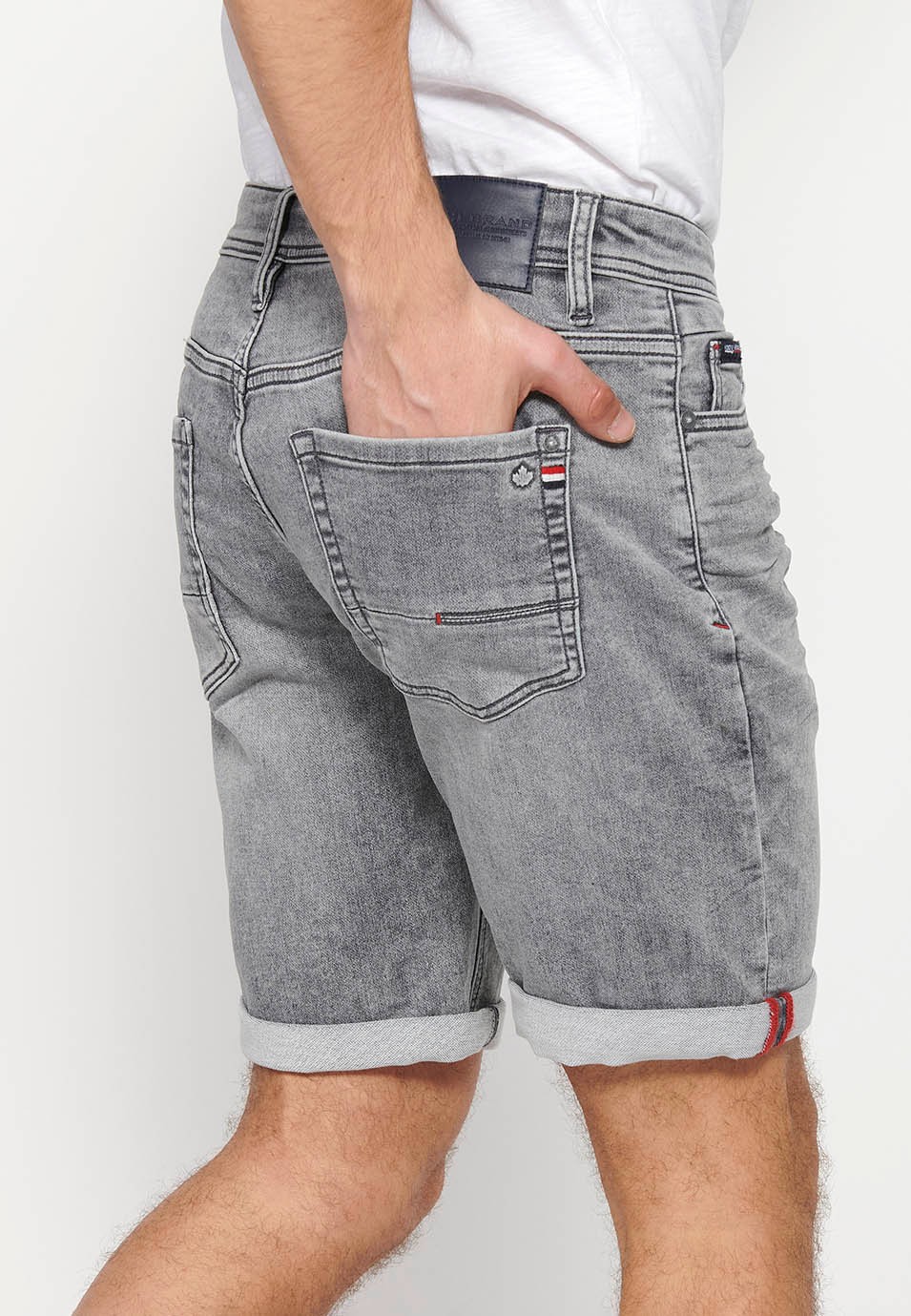 Denim shorts with front closure with zipper and button with five pockets, one pocket in Gray Denim Color for Men