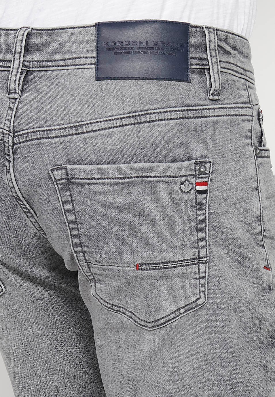 Denim shorts with front closure with zipper and button with five pockets, one pocket in Gray Denim Color for Men