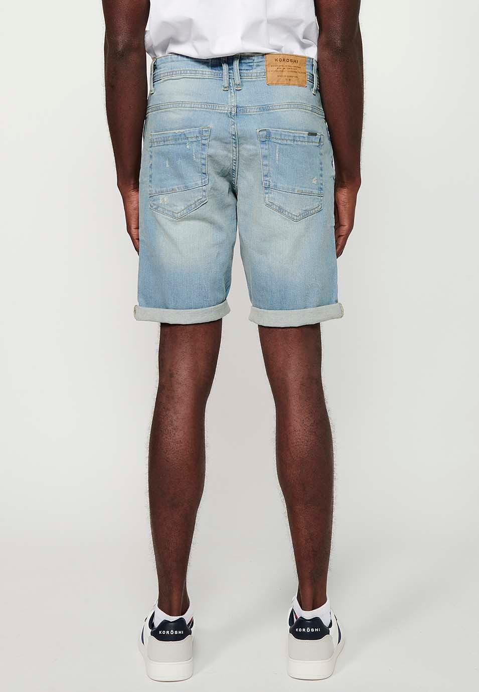 Shorts with turn-up finish and front closure with zipper and button and five pockets, one blue pocket pocket for men 2