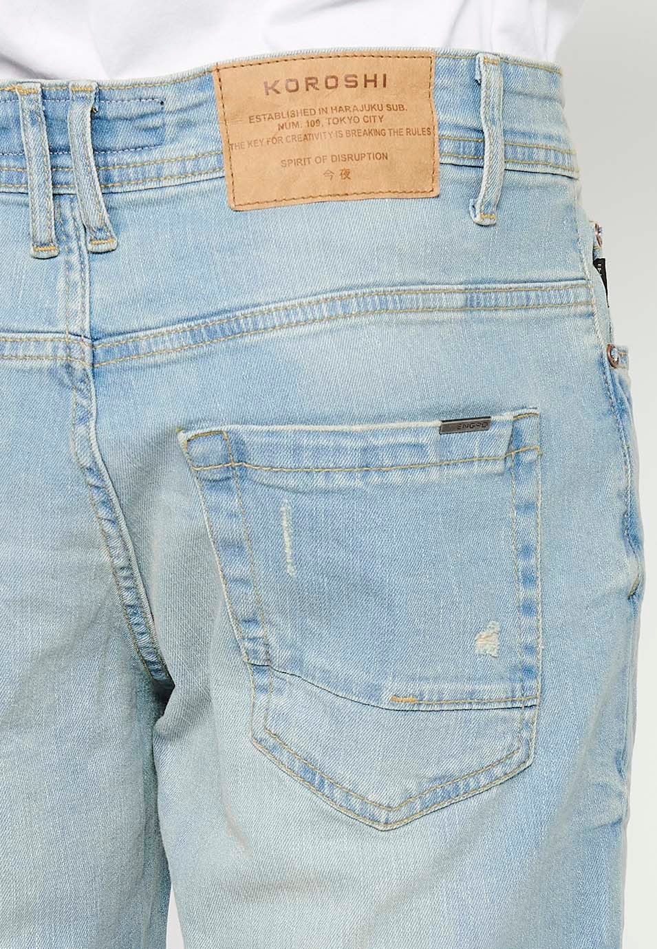 Shorts with turn-up finish and front closure with zipper and button and five pockets, one blue pocket pocket for men 4