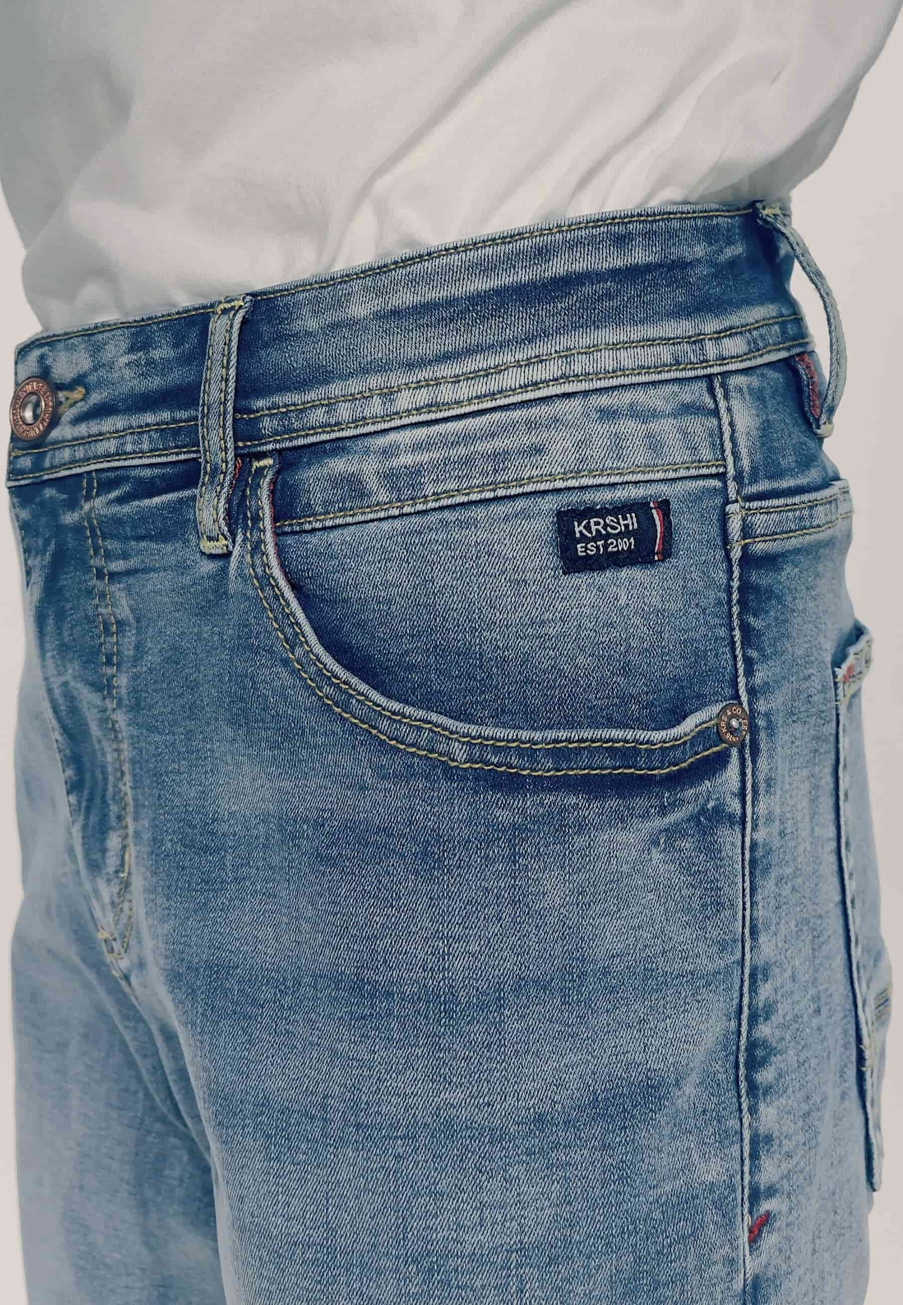 Jeans-Bermudashorts mit Umschlag, Reißverschluss und Knopf vorne, fünf Taschen und einer Tasche in Blau für Herren 5