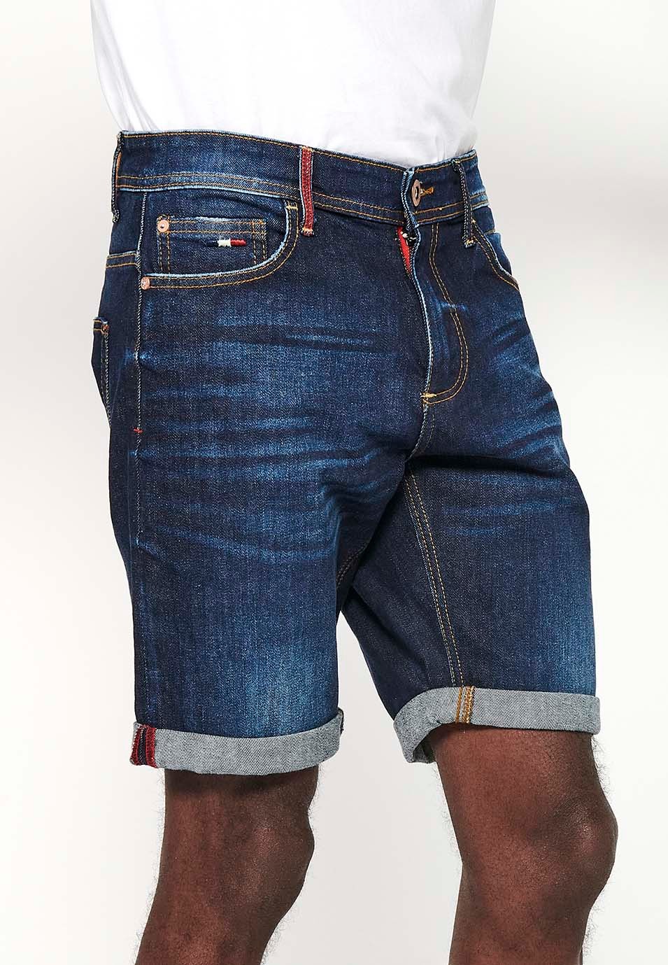 Shorts with turn-up finish and front zipper and button closure with five pockets, one blue pocket pocket for Men 2