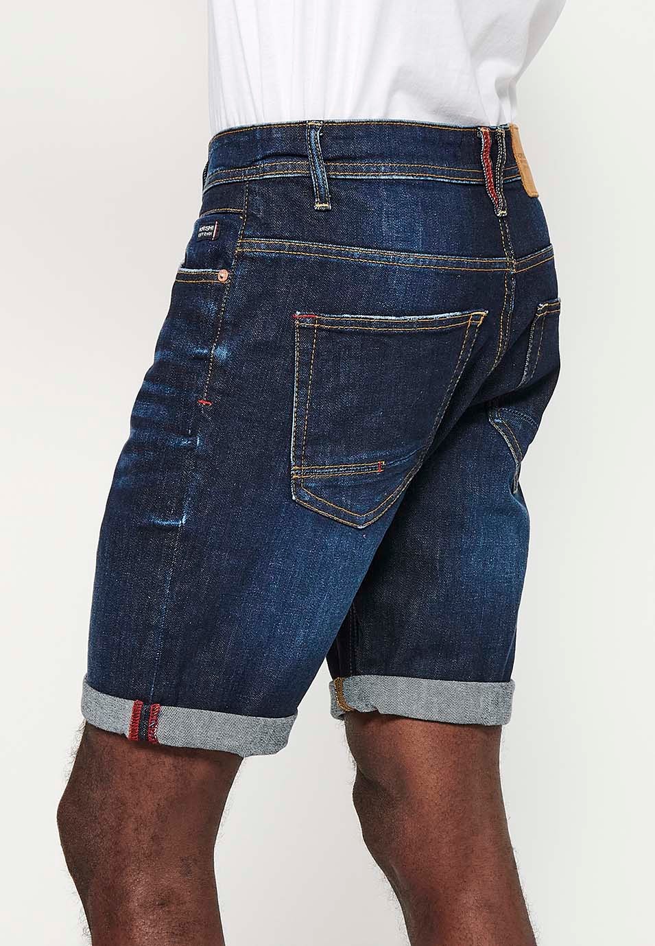 Shorts with turn-up finish and front zipper and button closure with five pockets, one blue pocket pocket for Men 1
