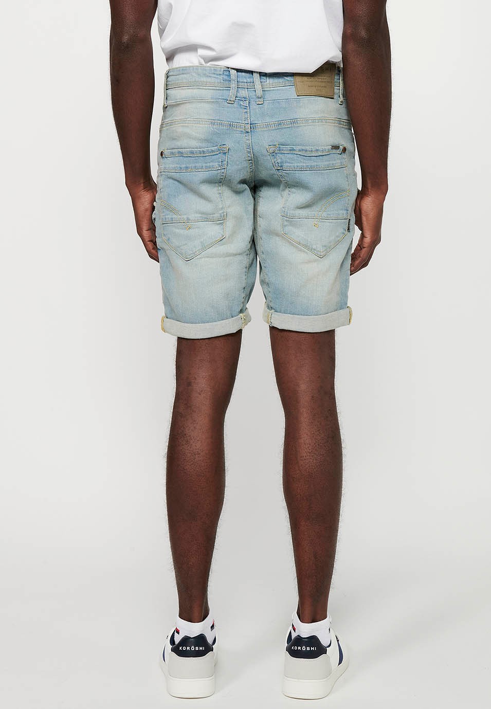 Strecth Regular Fit Denim Bermuda Shorts, hellblaue Farbe für Herren