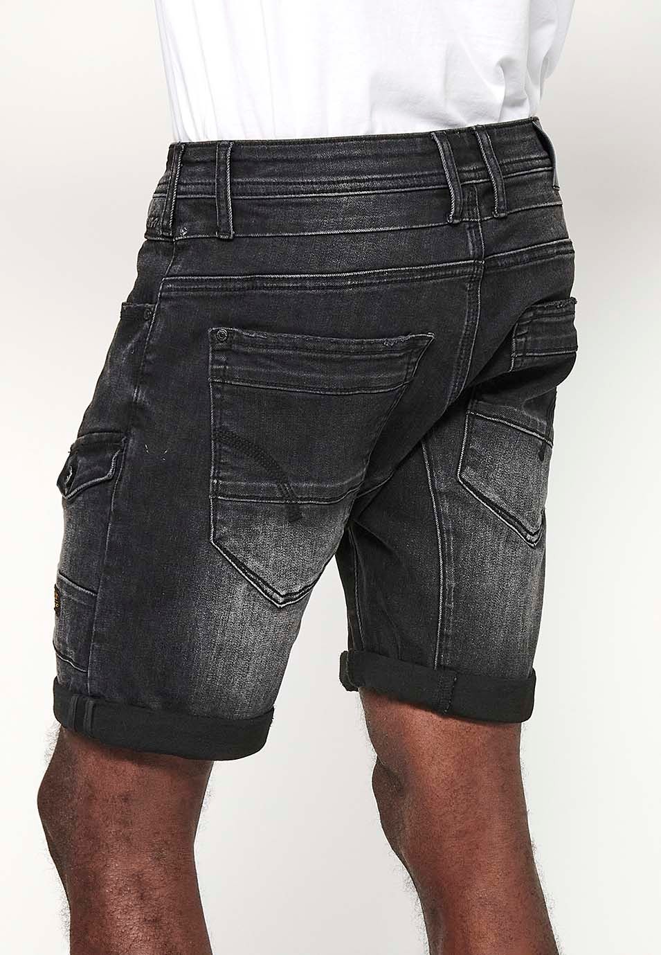 Shorts with Turn-up Finish and Front Closure with Zipper and Button with Five Pockets, One Pocket Pocket and Front Details in Black for Men 8