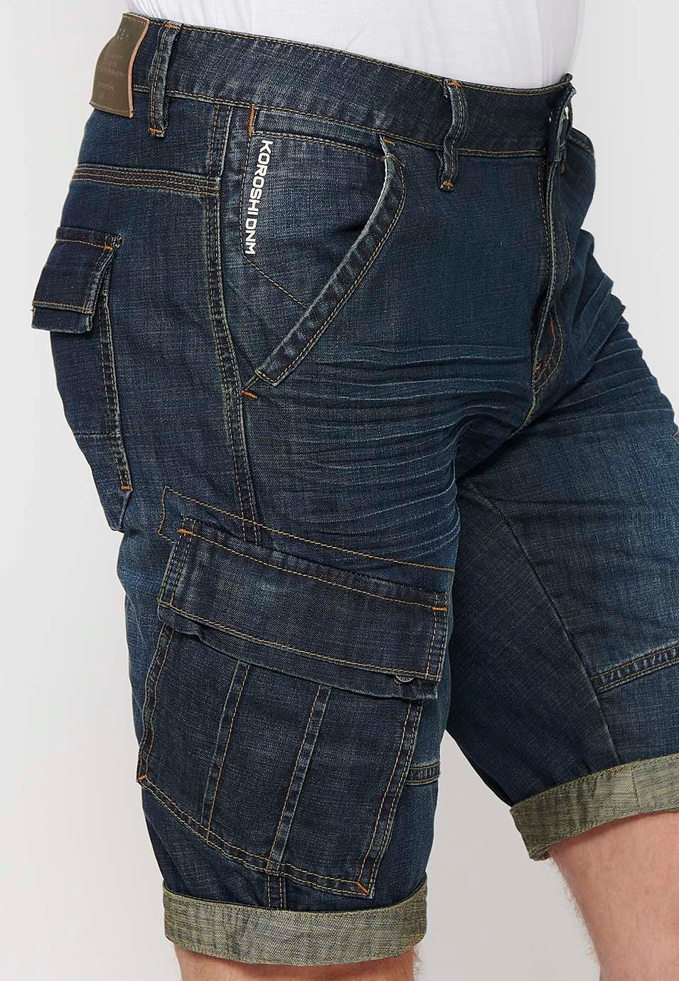 Pantalón corto Bermuda vaquera cargo con Bolsillos cargo laterales y Cierre delantero con cremallera y botón de Color Azul para Hombre 7