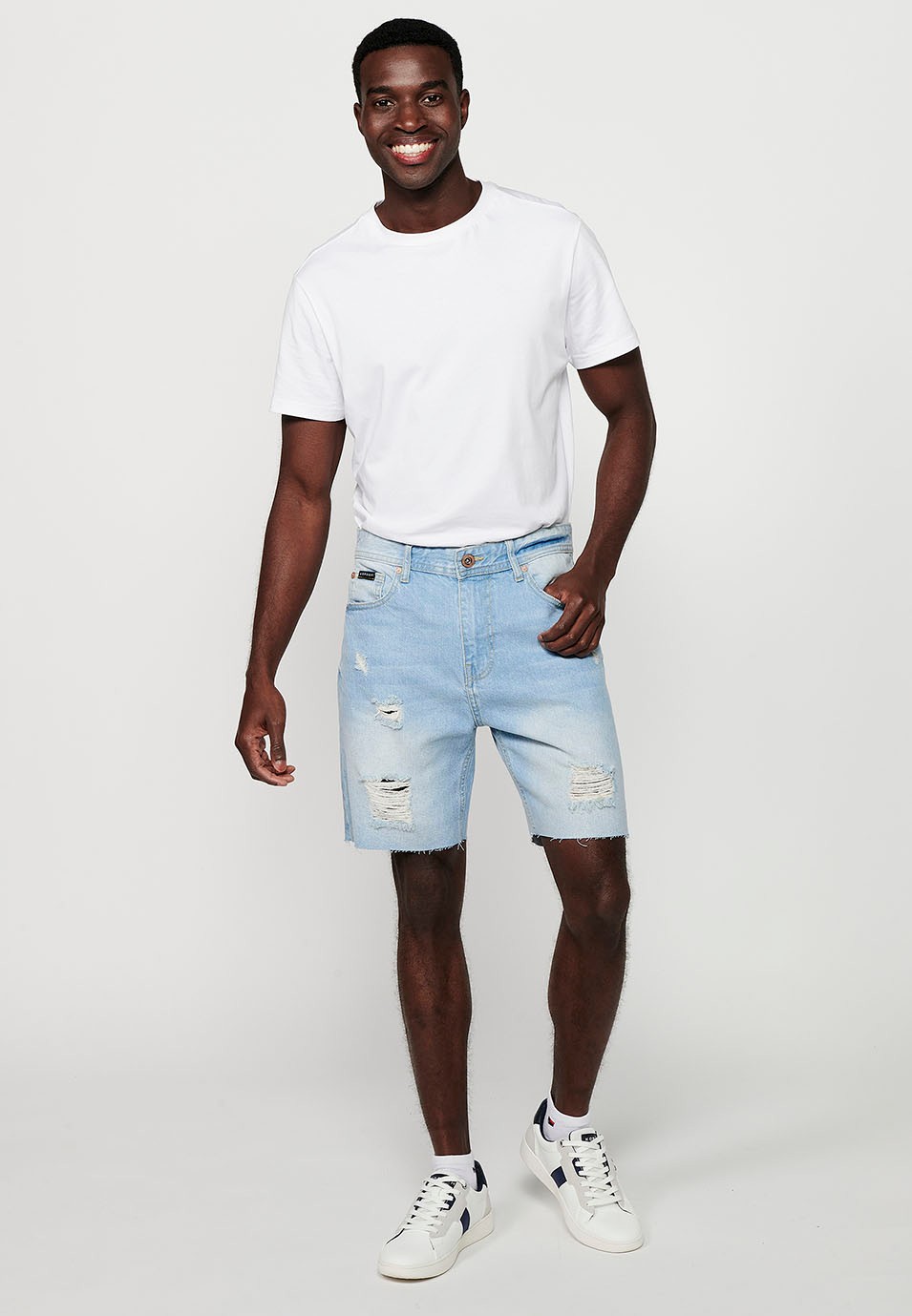 Comfort Fit Jeans-Bermudashorts, hellblaue Farbe für Herren