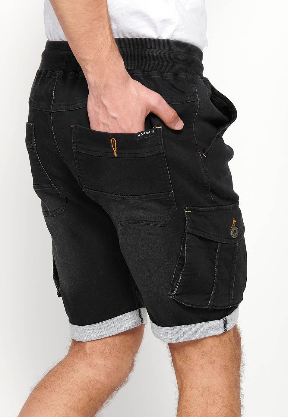 Denim-Bermuda-Cargo-Joggingshorts mit Umschlag, verstellbarer Bund mit Gummizug und Kordelzug, Seitentaschen mit Patte, Schwarz für Herren 7