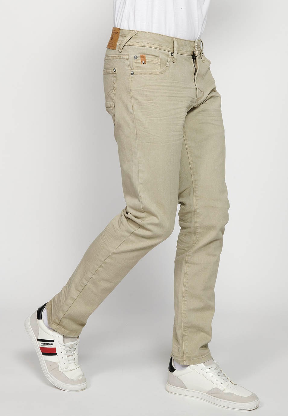 Pantalon long droit coupe classique avec fermeture sur le devant avec fermeture éclair et bouton avec cinq poches, une poche en couleur pierre pour homme 2