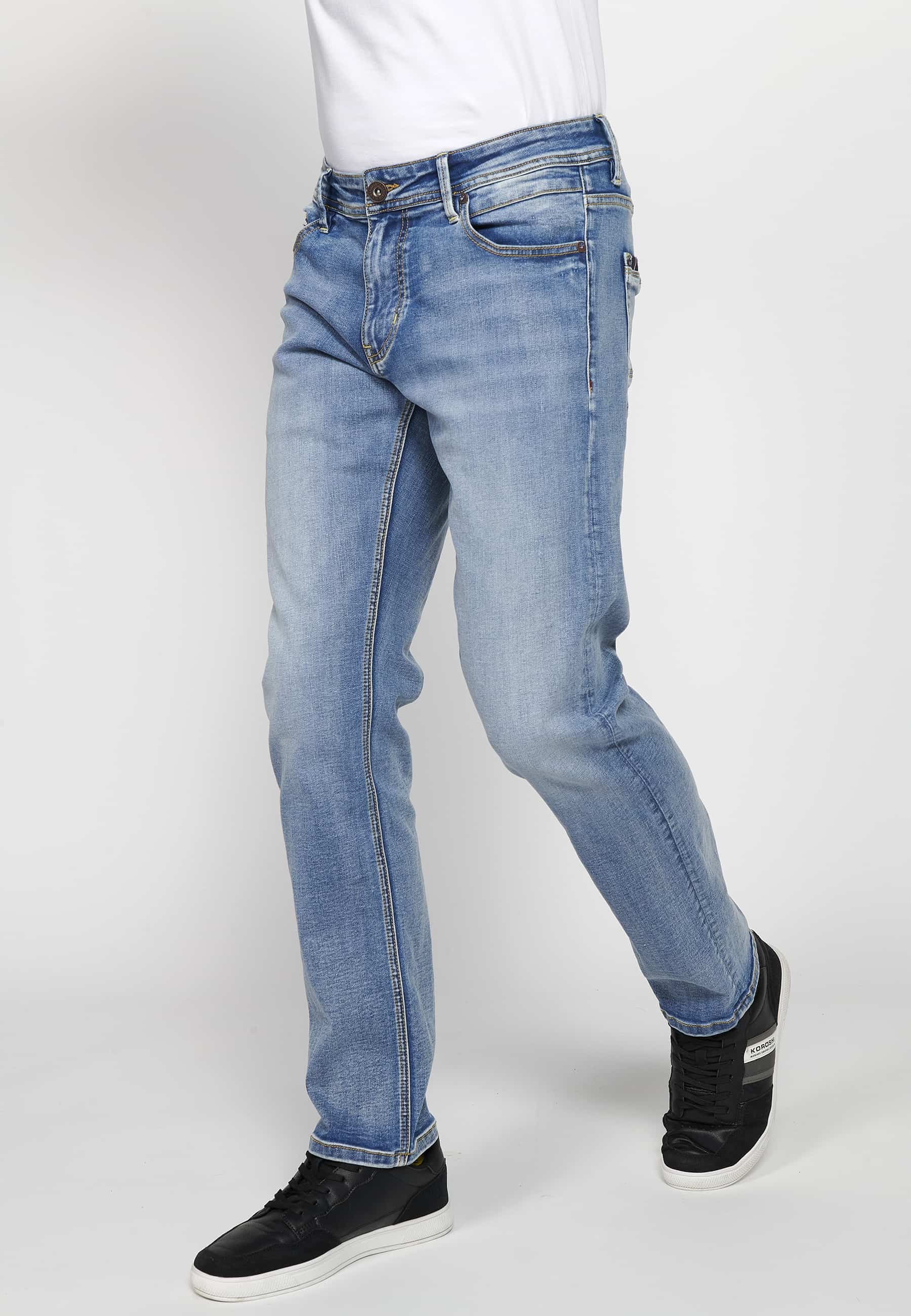 Pantalon long droit coupe classique avec fermeture éclair sur le devant et fermeture boutonnée en Bleu pour Homme 8